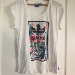 Adidas t-shirt